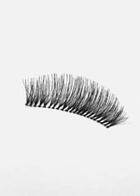 Load image into Gallery viewer, AOA Studio Eyelashes - Rose
