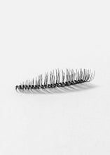 Load image into Gallery viewer, AOA Studio Eyelashes - Britt
