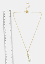 Load image into Gallery viewer, Pearl &amp; Rhinestone Necklace Set
